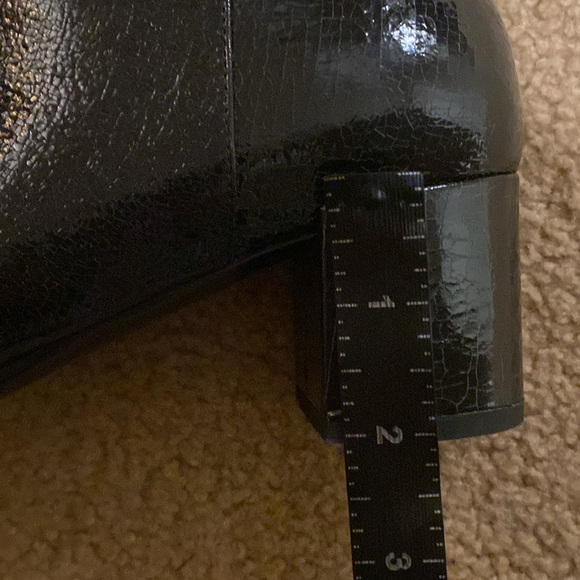 Saint Laurent Lou Boots - Picture 13 of 13